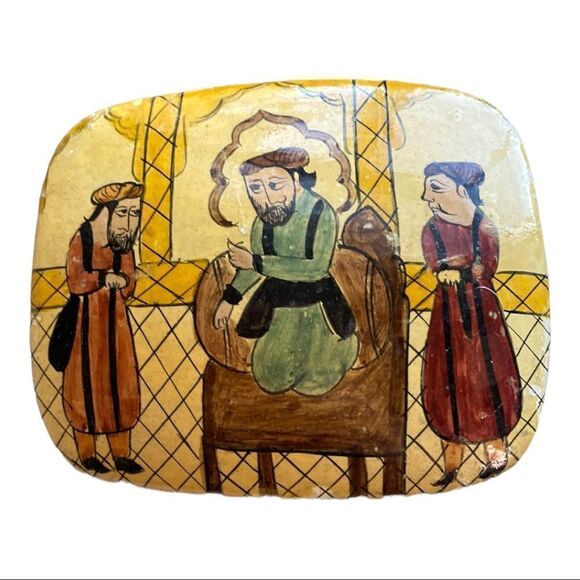 Kashmiri Hand Painted Mughal Lacquer Box - Picture 1 of 9